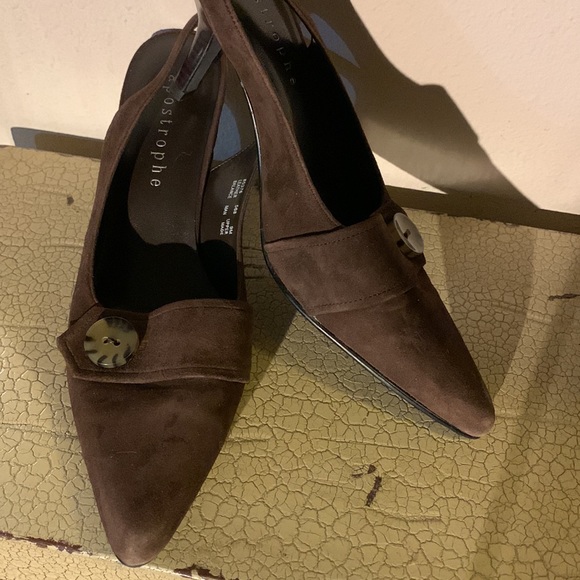 Brown Suede Slingback Kitten Heels 9M - Picture 2 of 3